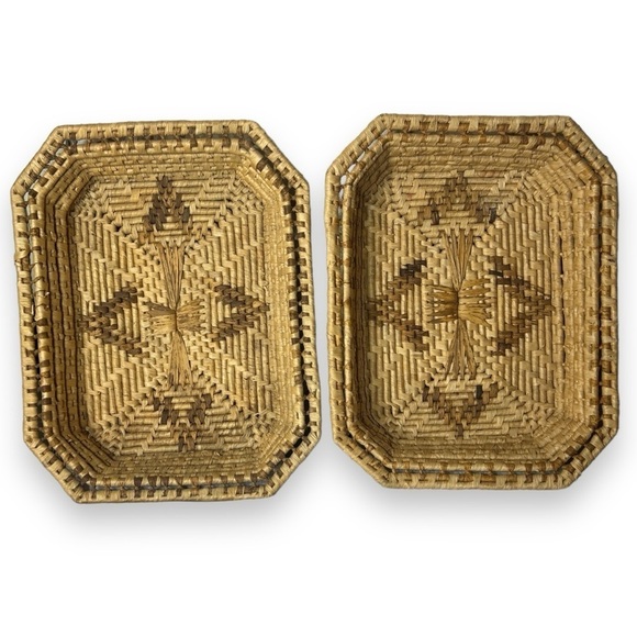 Matching Baskets -Set of 2- Wall Decor Catchall Raffia - Picture 1 of 7